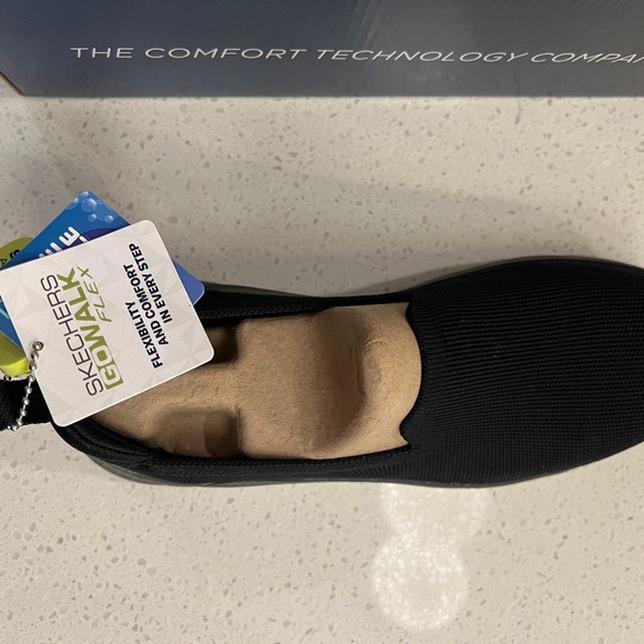 New In Box (NWT) : Skechers Go Walk Flex : Mens 7 - Picture 8 of 9